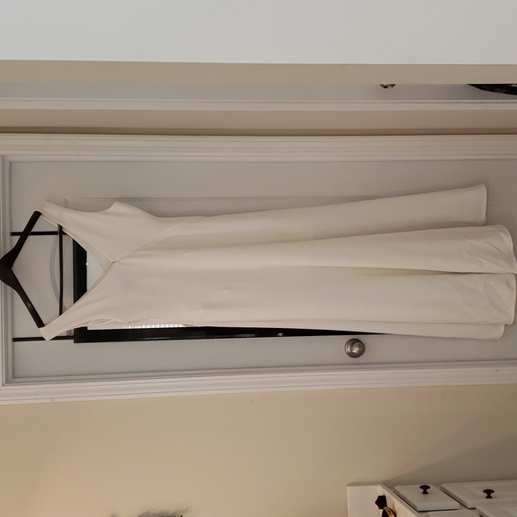 BCBG Max Azria luxe cocktail or wedding dress - Picture 2 of 3